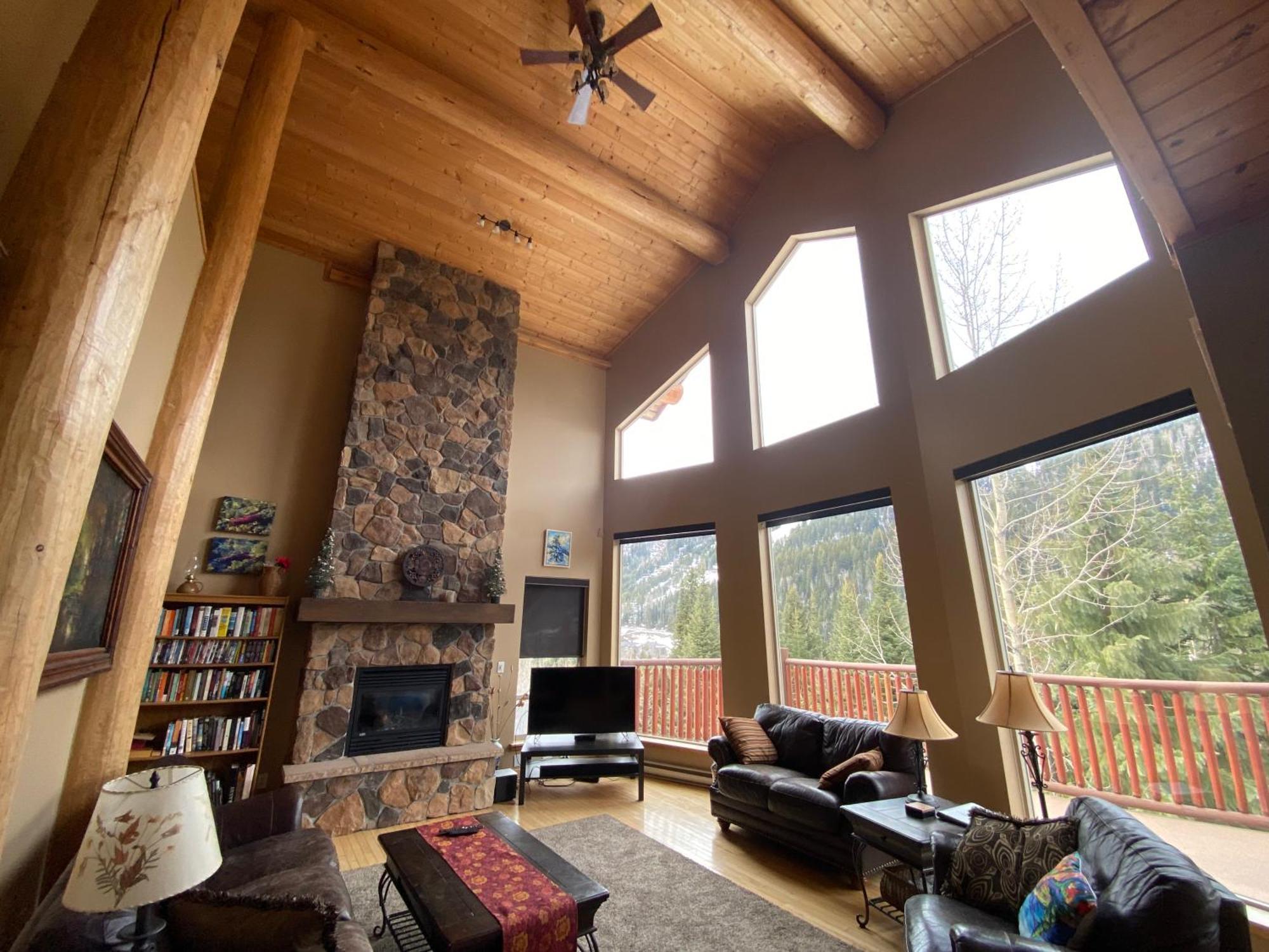 Morrisey Chalet At Sun Peaks Esterno foto