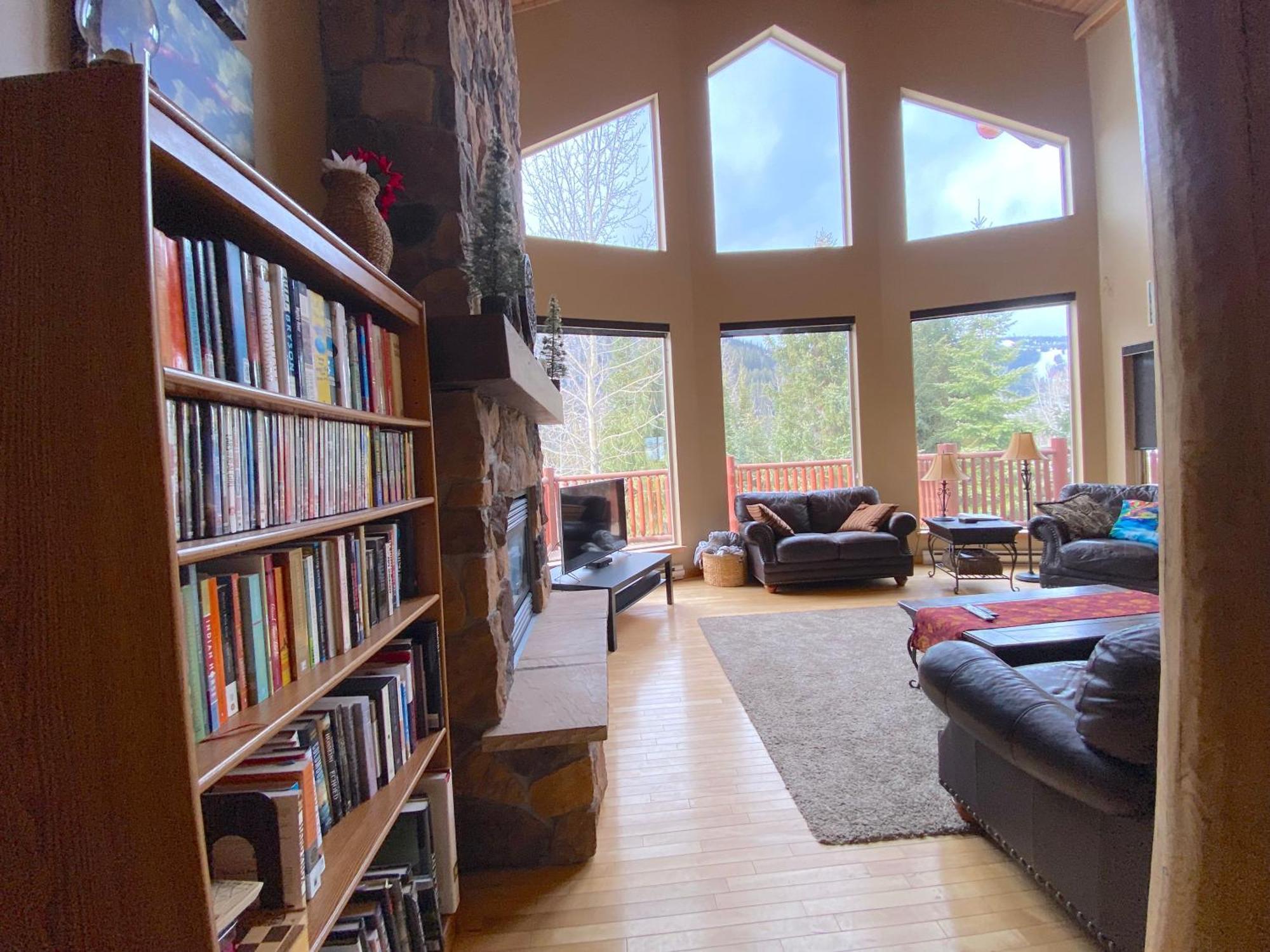 Morrisey Chalet At Sun Peaks Esterno foto