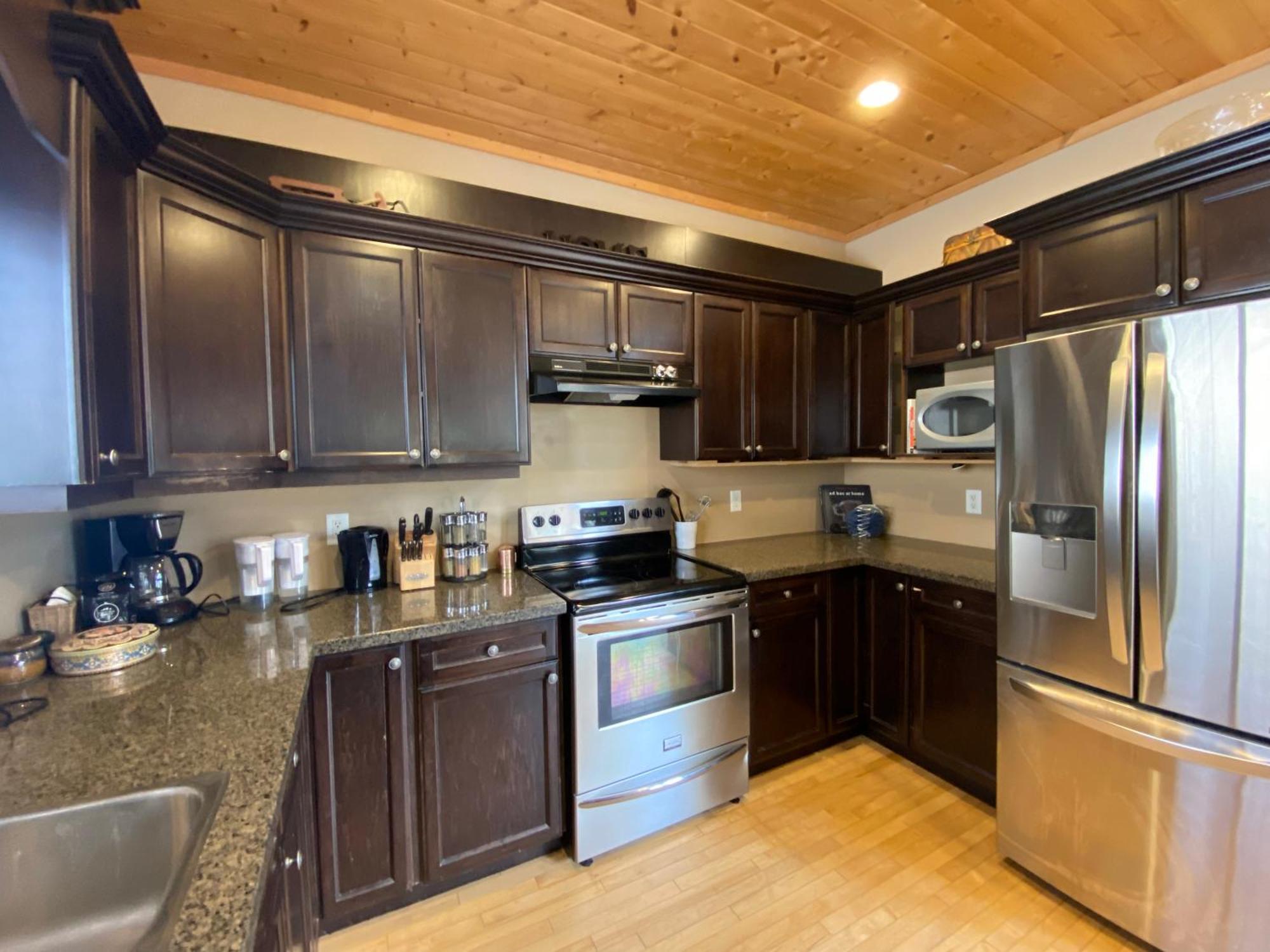 Morrisey Chalet At Sun Peaks Esterno foto
