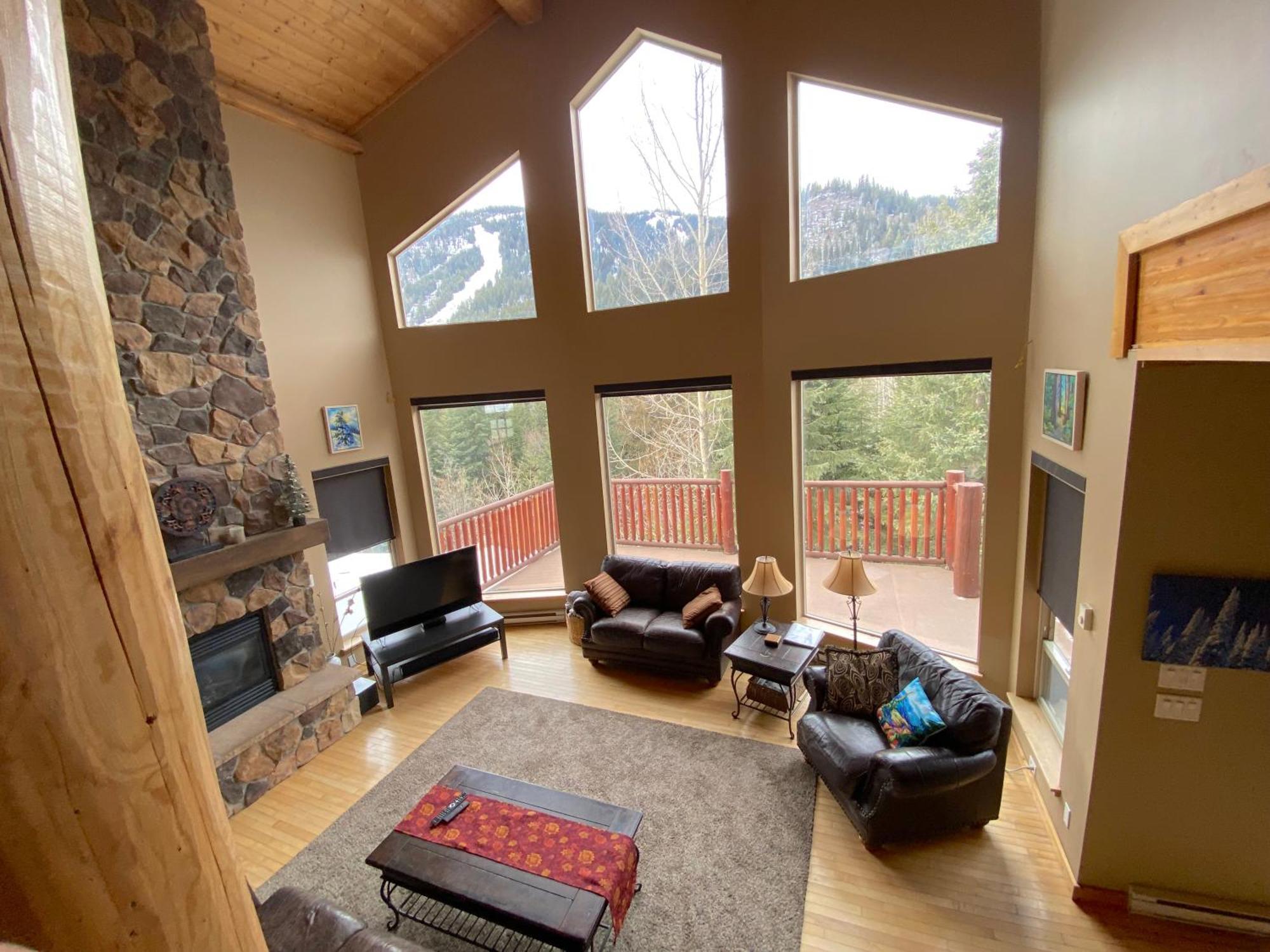 Morrisey Chalet At Sun Peaks Esterno foto
