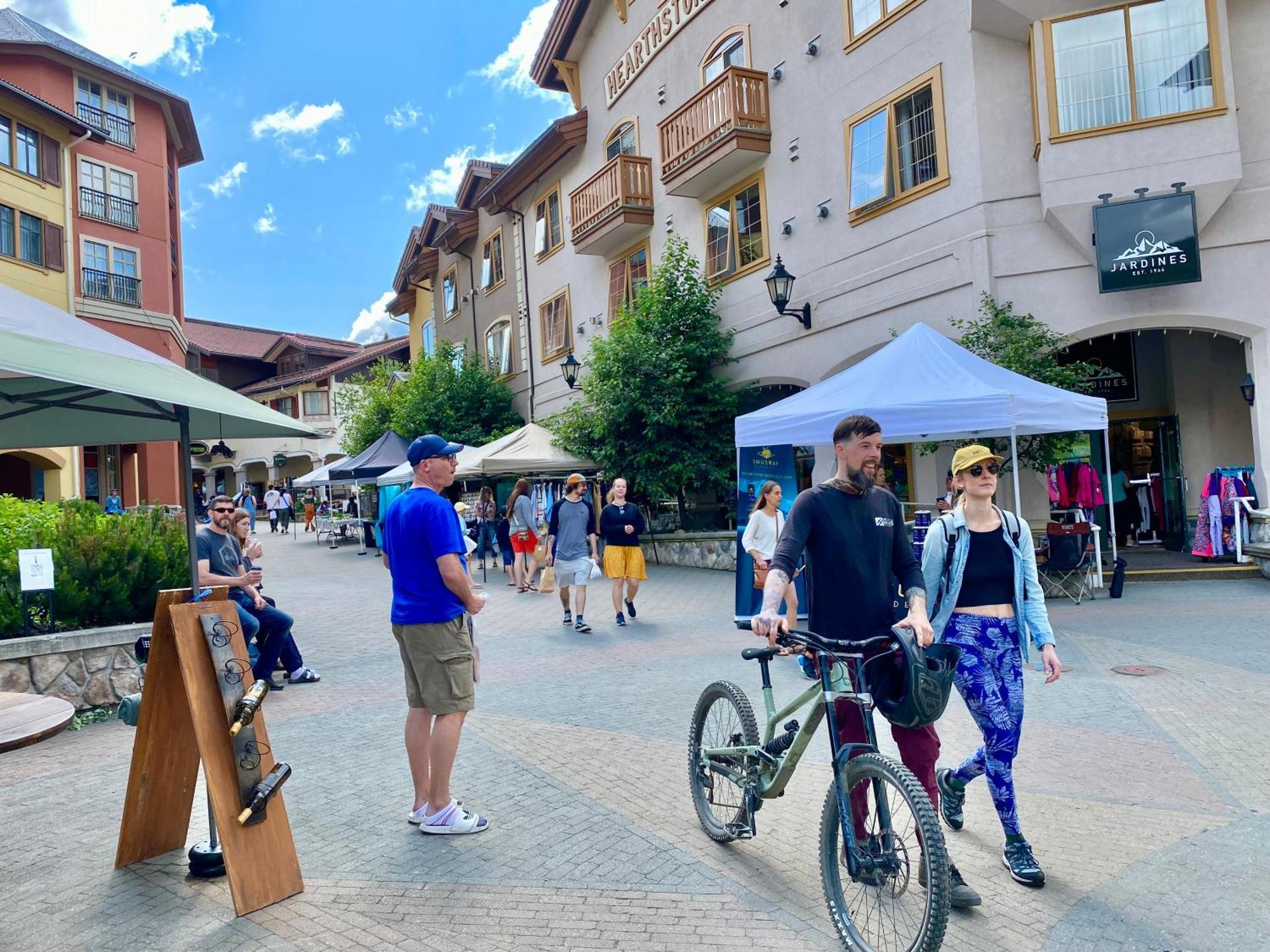 Morrisey Chalet At Sun Peaks Esterno foto